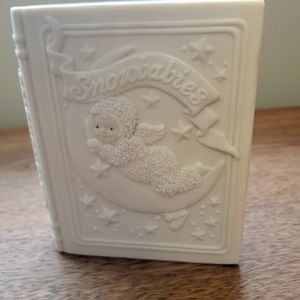 Snowbabies money bank